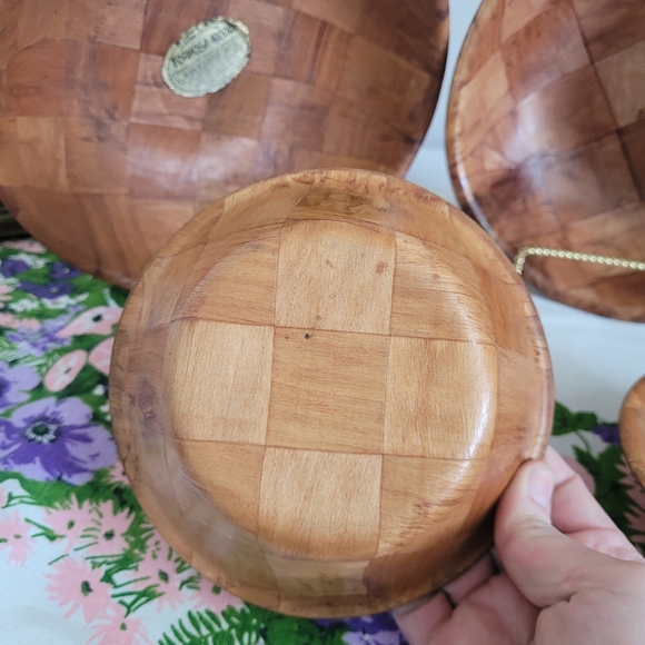Vintage Formosh-Wood Bowl Set of 4 - Picture 6 of 14